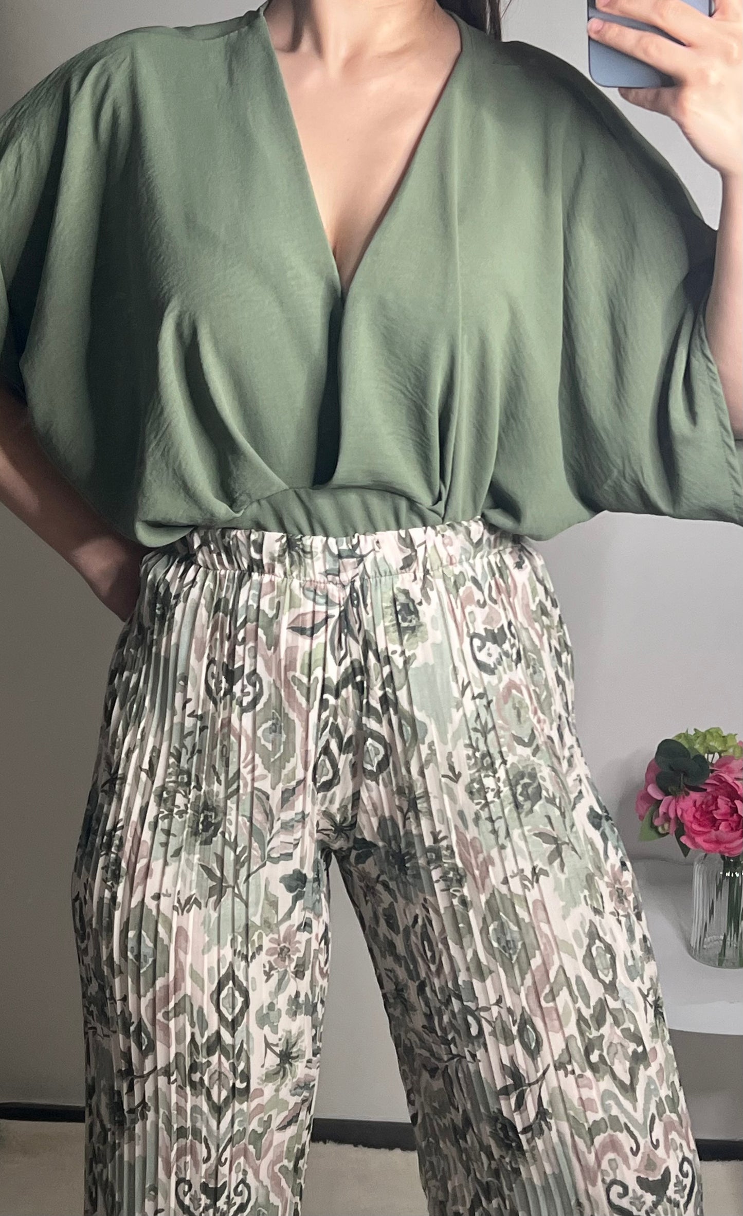 PANTALON LARA KAKI ET TOP CIARA KAKI