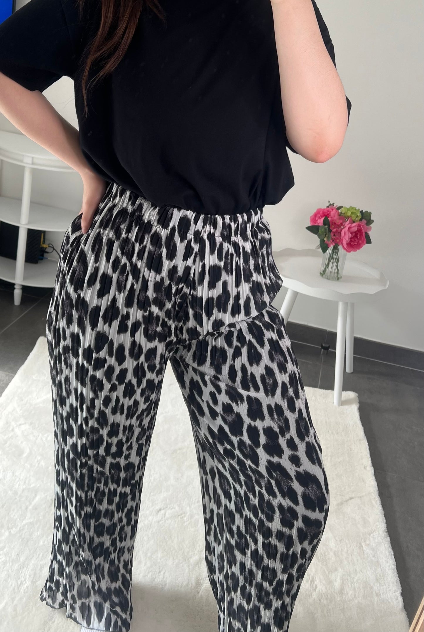 PANTALON LÉOPARD GRIS