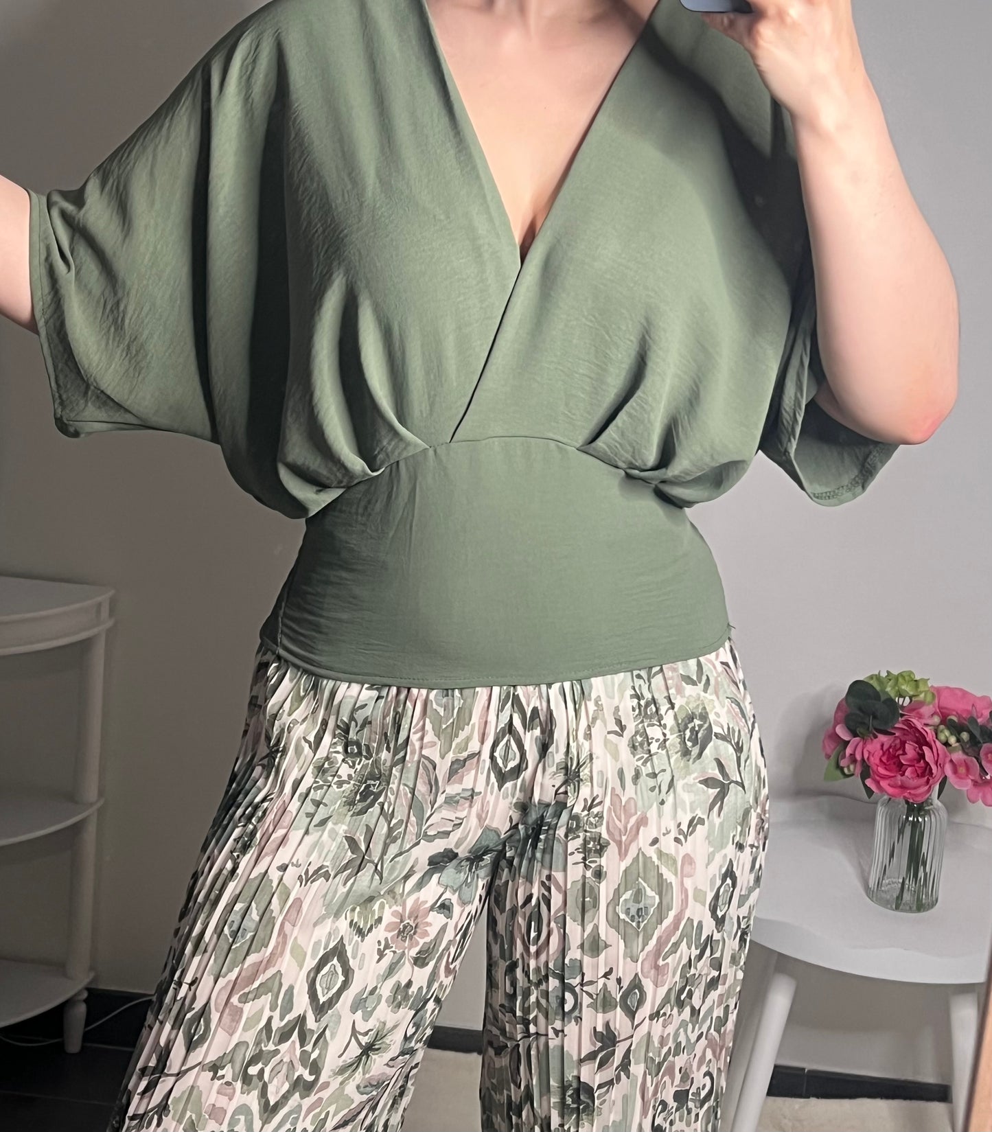 PANTALON LARA KAKI ET TOP CIARA KAKI