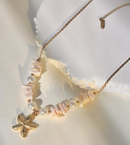 COLLIER PAULINE