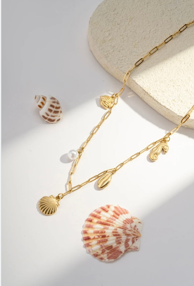 COLLIER DREA